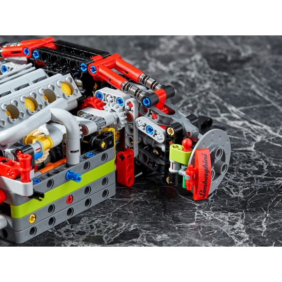  LEGO Technic Lamborghini Sian FKP 37 (42115)